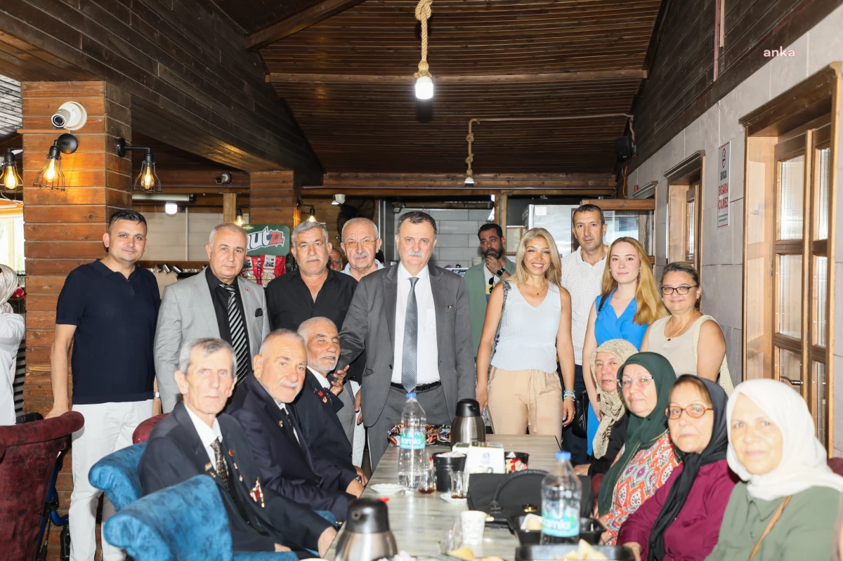 Yunusemre Belediyesi Kıbrıs gazileri için kahvaltı düzenledi
